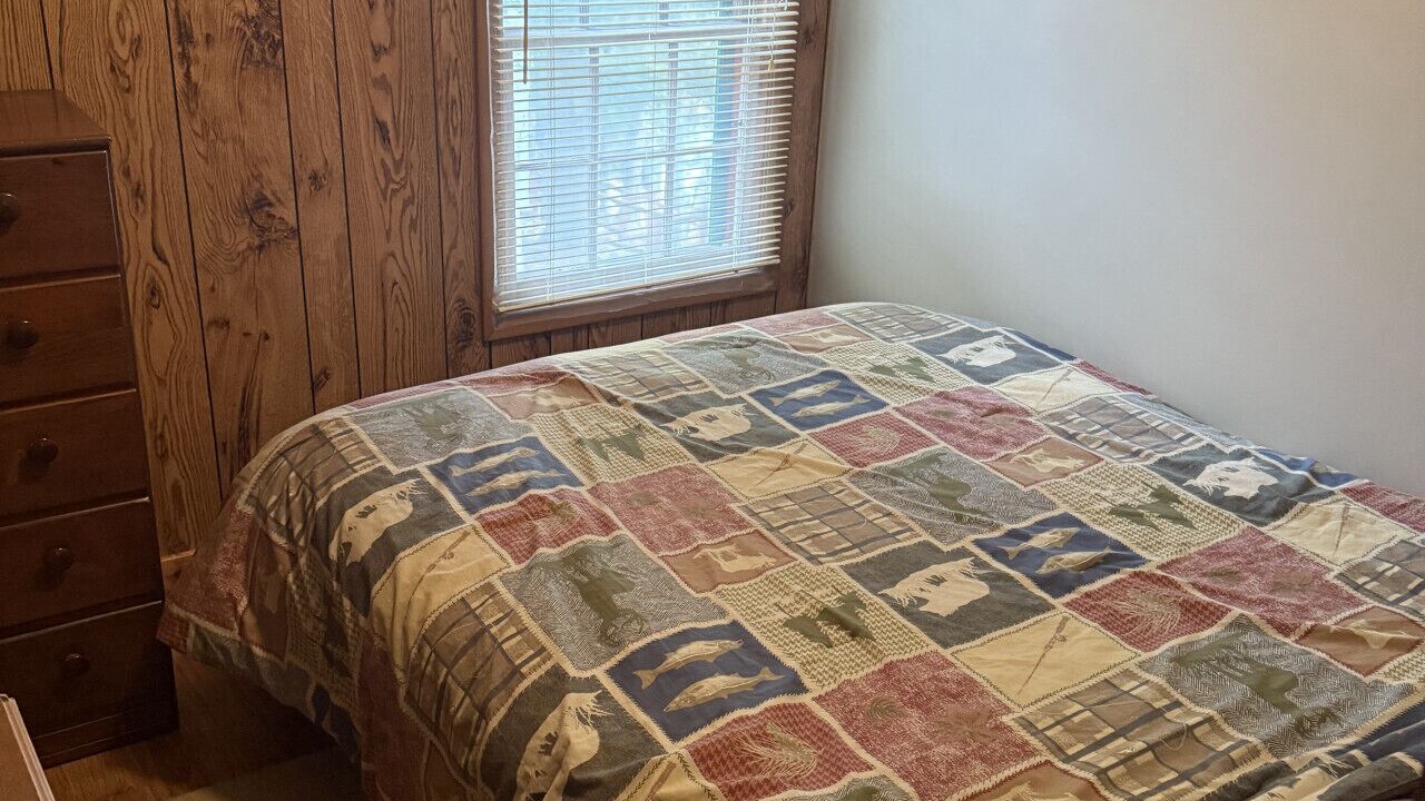 Photo of Bedroom in Three Lakes