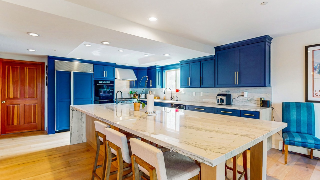 Photo of Kitchen in Round Hill Village