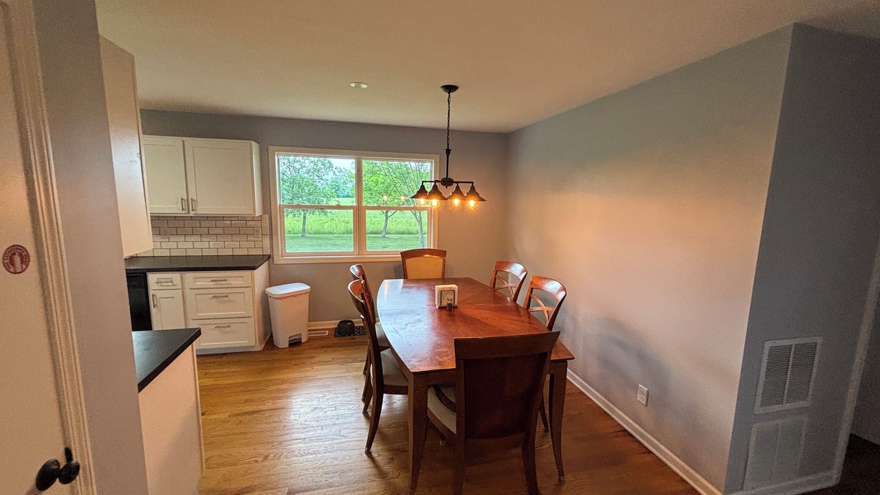 Photo of Livingroom in Bridgman