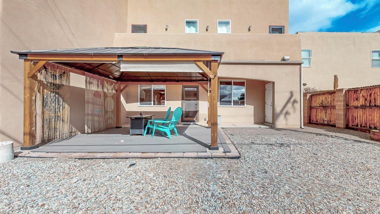 Photo of Outdoor in Raynolds Addition