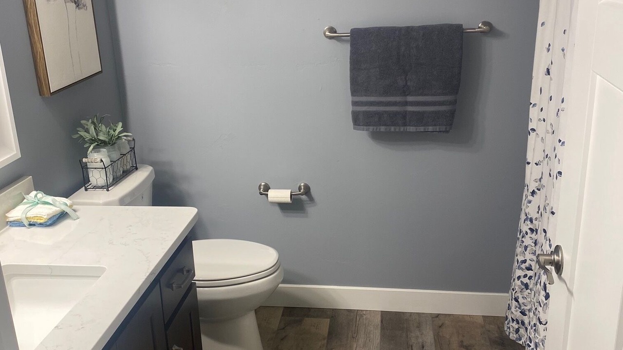 Photo of Bathroom in Manitowoc