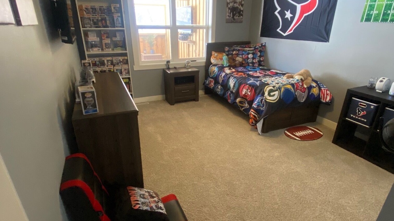 Photo of Bedroom in Manitowoc