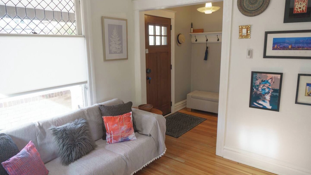 Photo of Livingroom in Sunnyside