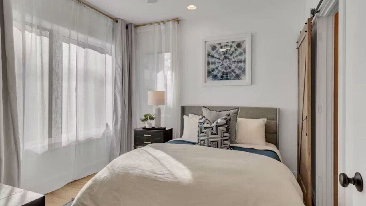 Photo of Bedroom in East Bank