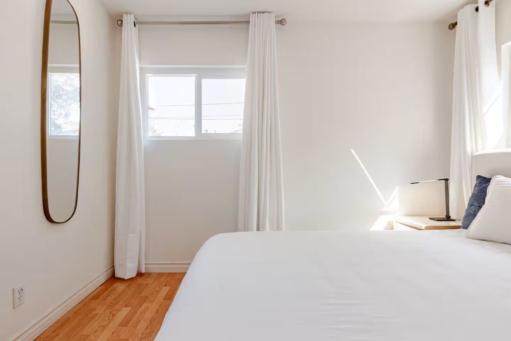 Photo of Bedroom in North Hollywood