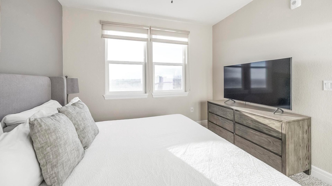 Photo of Bedroom in Loveland