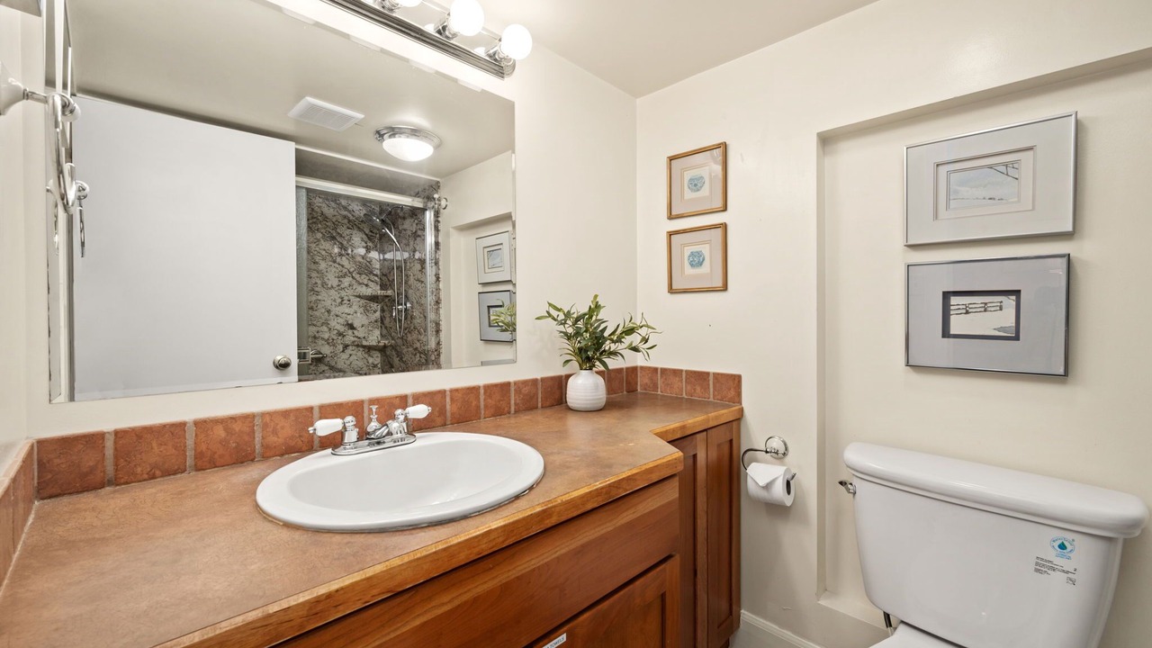 Photo of Bathroom in University Park