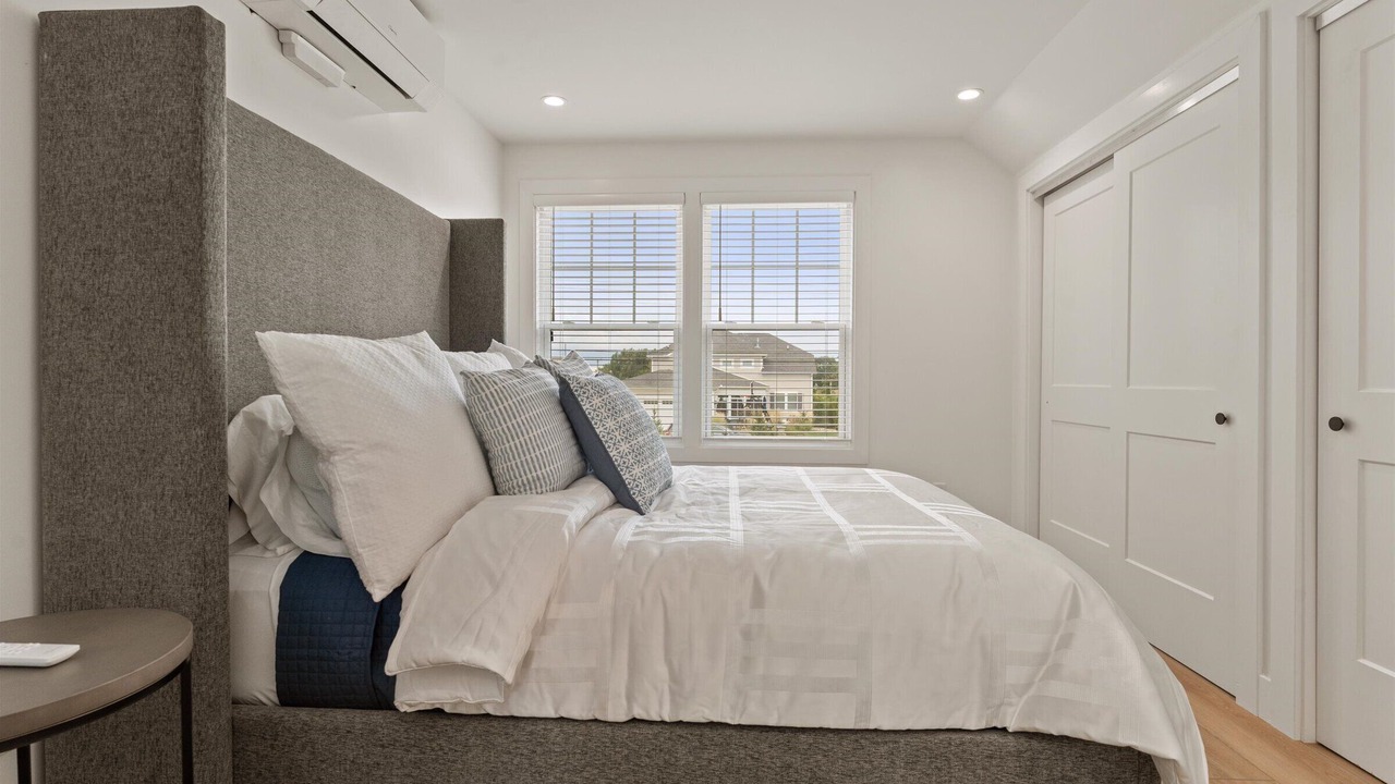 Photo of Bedroom in Wooded Estates