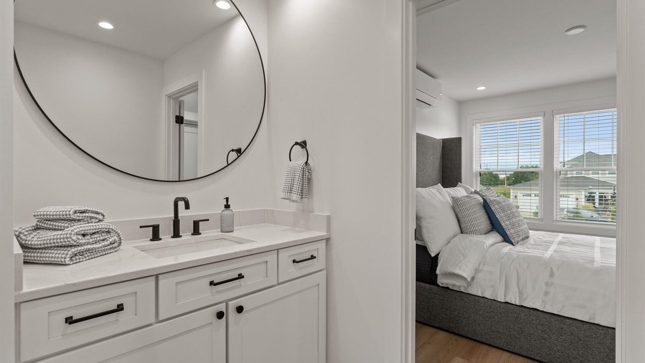 Photo of Bedroom in Wooded Estates