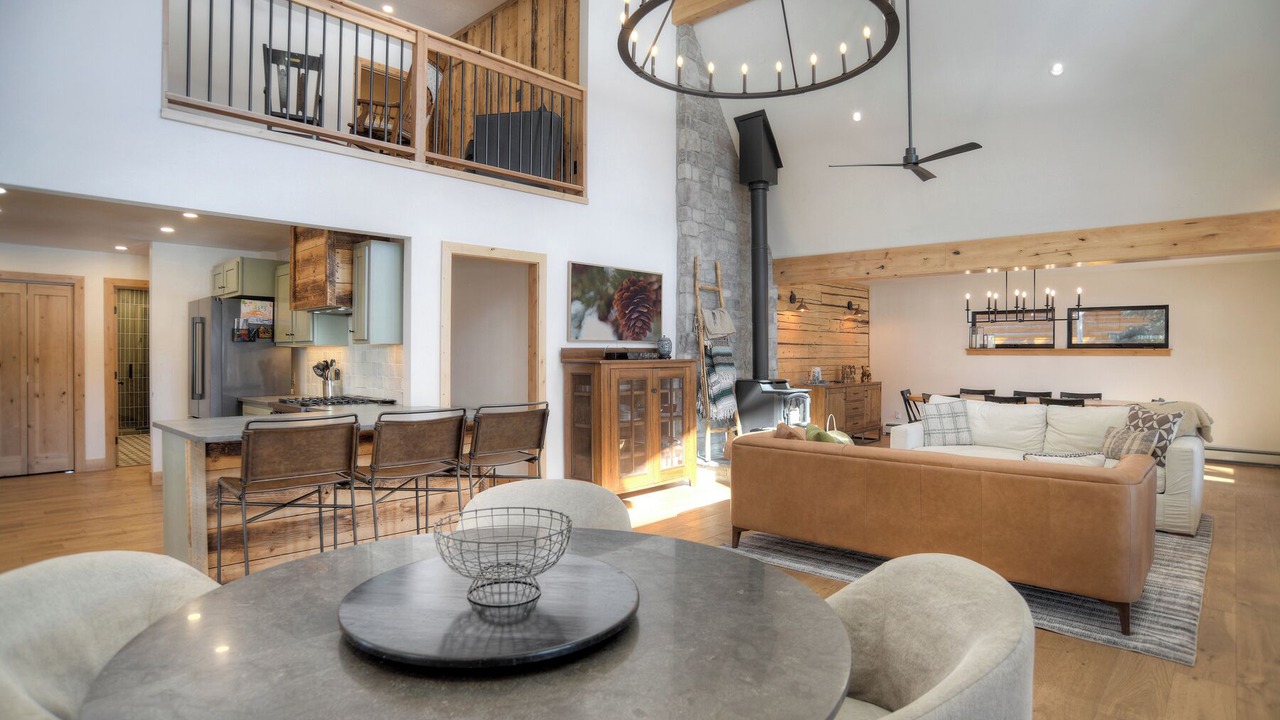 Photo of Livingroom in Rio Vista Estates