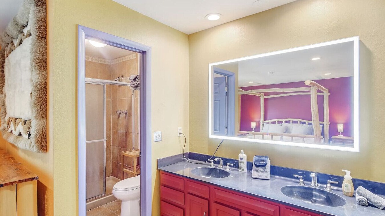 Photo of Bathroom in Morrison