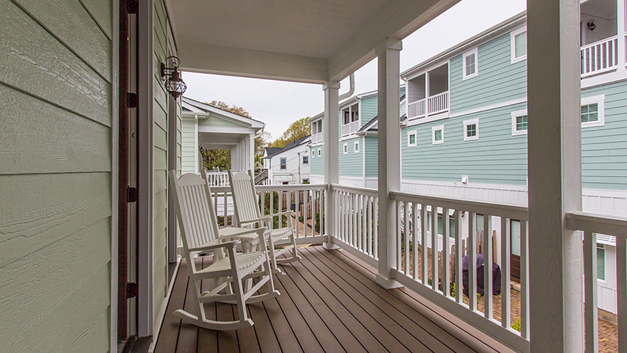 Photo of Patio Balcony in Northeast Virginia Beach