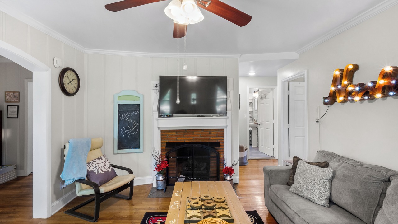 Photo of Livingroom in Nashville