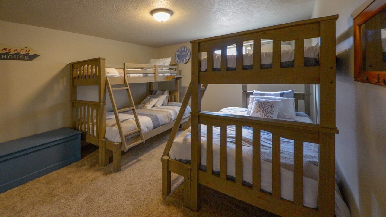 Photo of Bedroom in Bayshore
