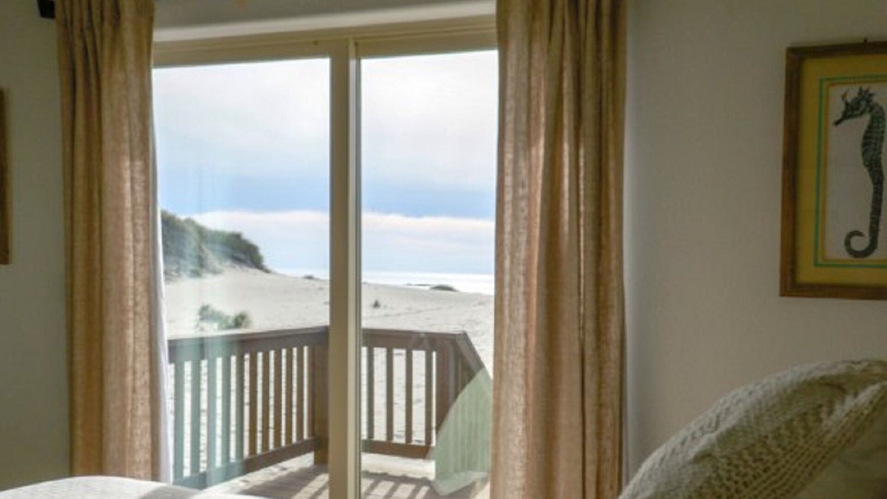 Photo of Bedroom in Bayshore