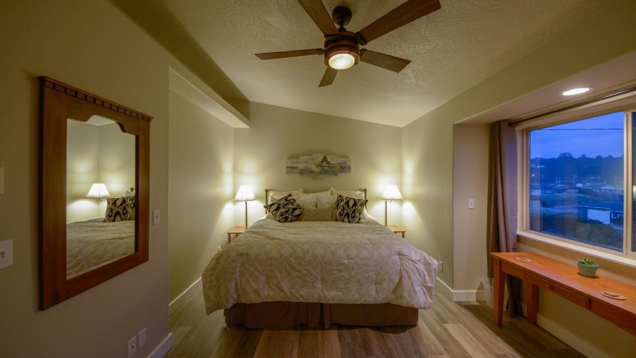 Photo of Bedroom in Bayshore