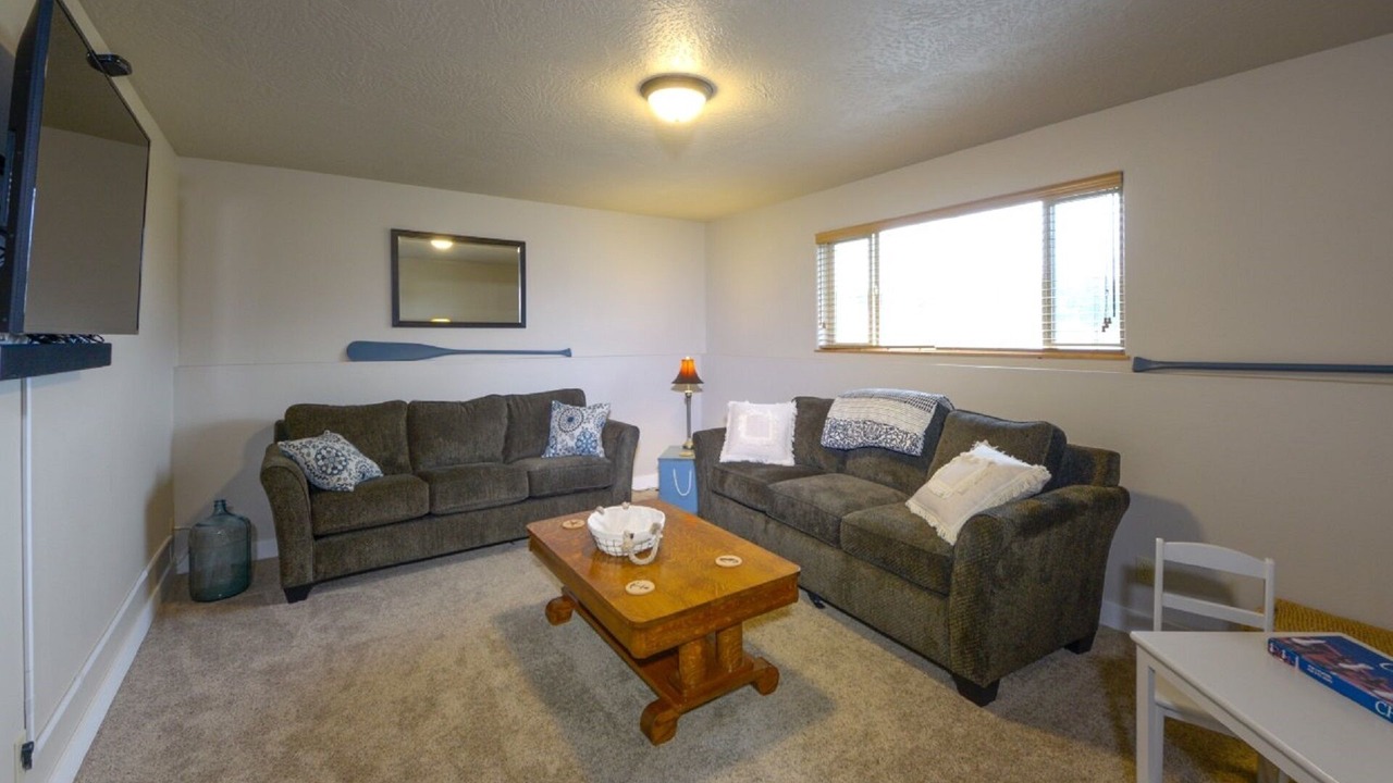 Photo of Livingroom in Bayshore