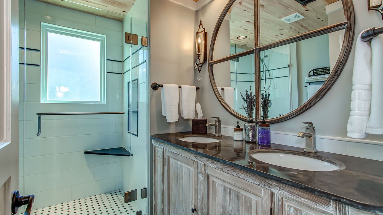 Photo of Bathroom in Franklin