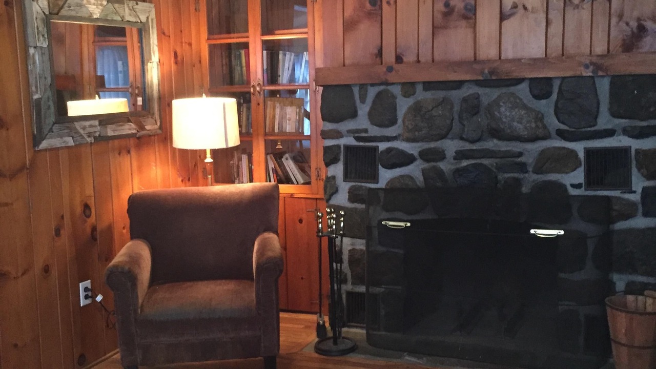 Photo of Livingroom in Bolton Landing