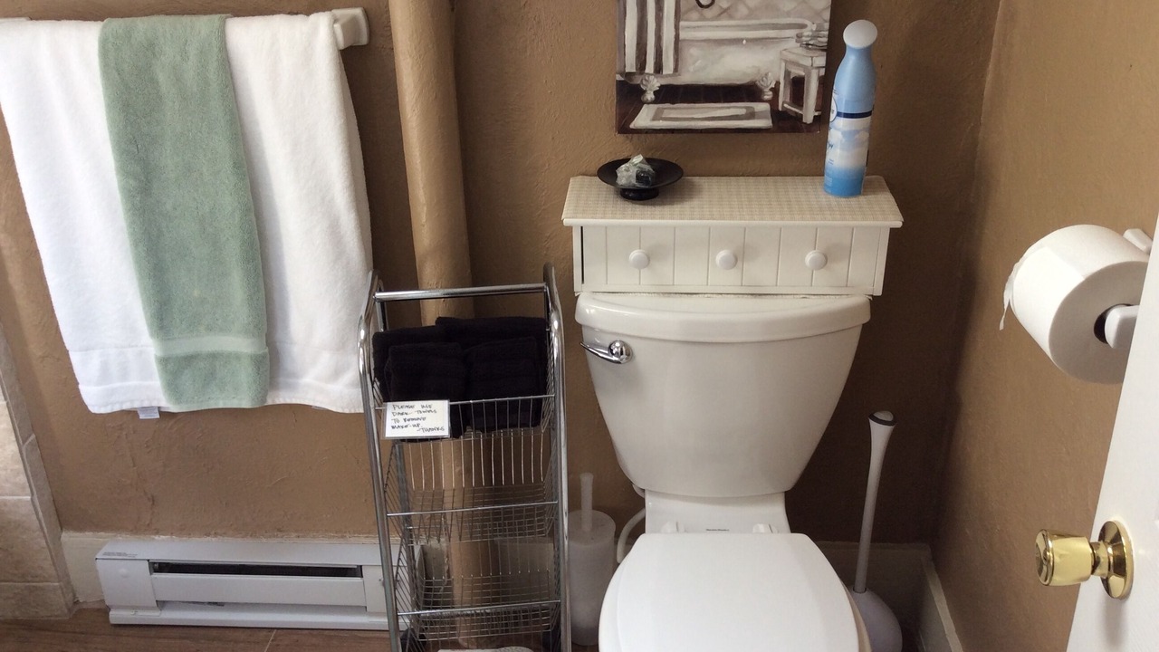 Photo of Bathroom in Golden