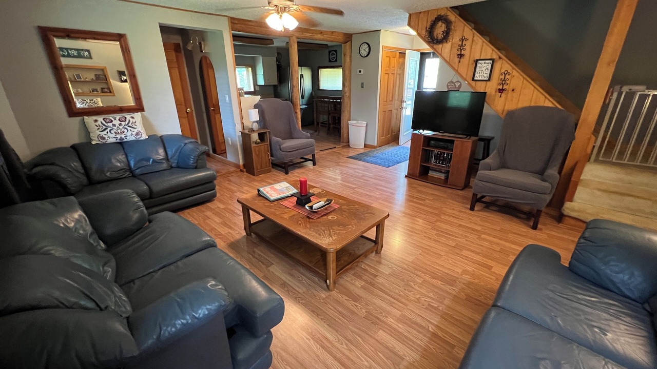 Photo of Livingroom in Trout Creek