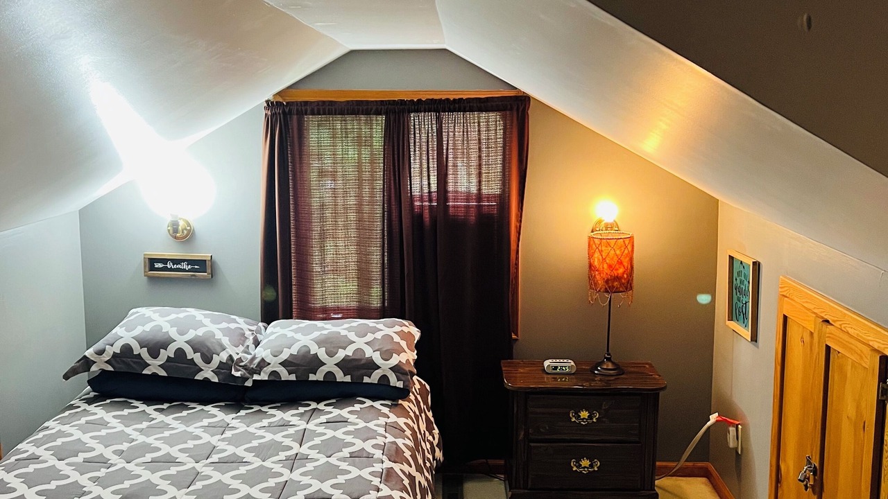 Photo of Bedroom in Trout Creek