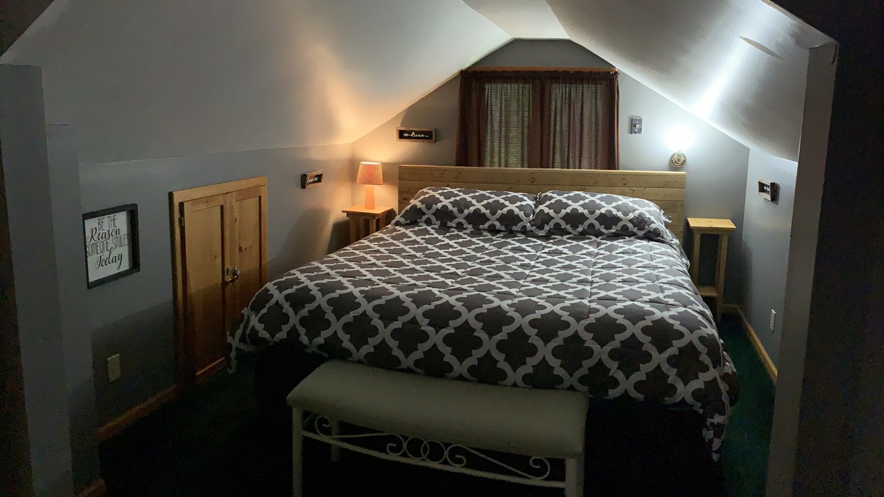 Photo of Bedroom in Trout Creek