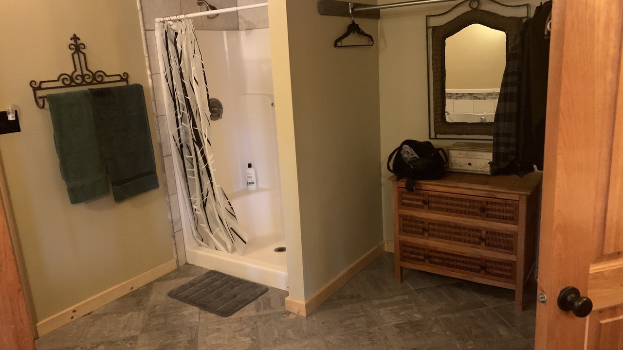 Photo of Bathroom in Collbran