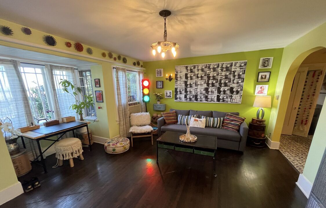 Photo of Livingroom in Los Feliz