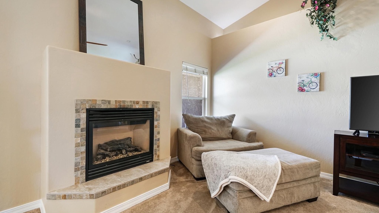 Photo of Livingroom in Fruita