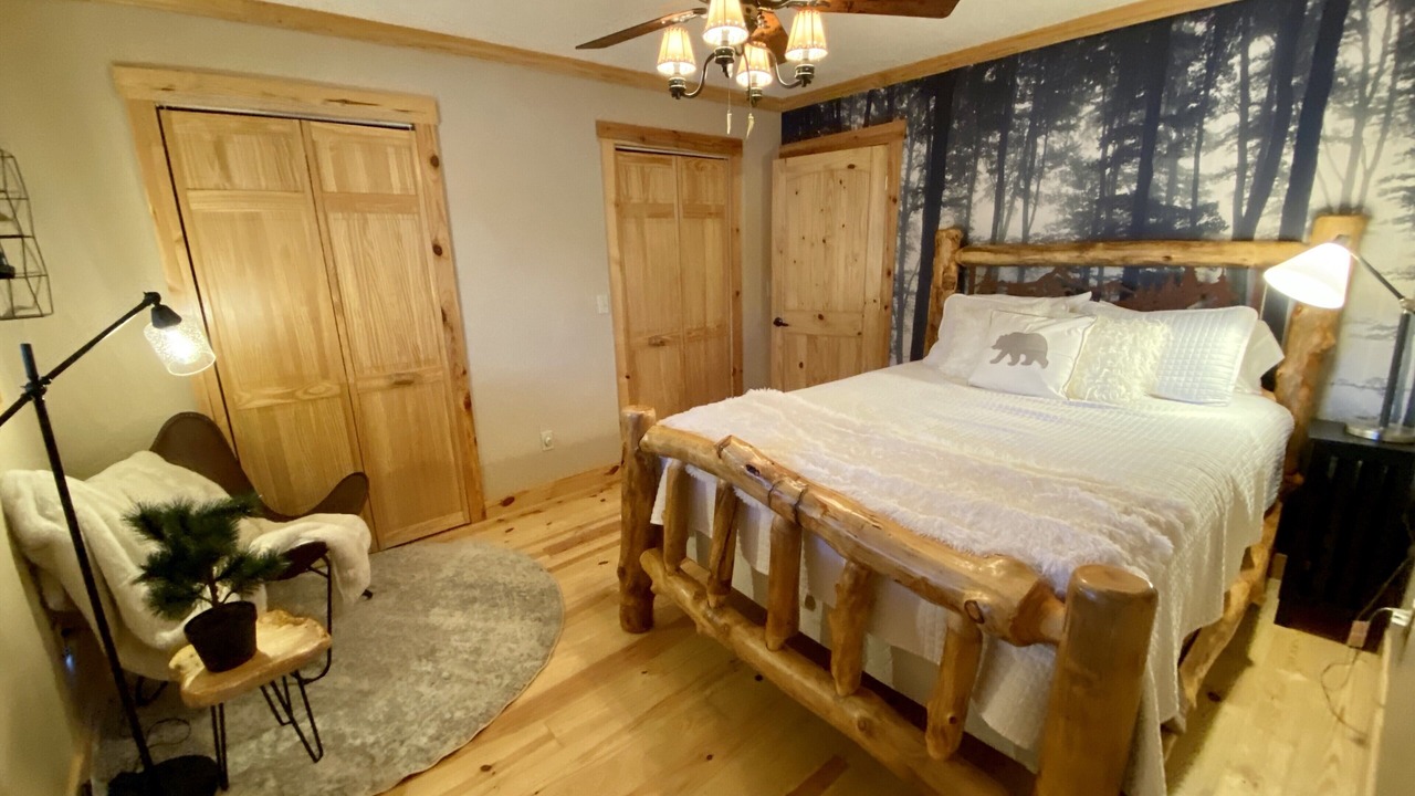 Photo of Bedroom in Butler