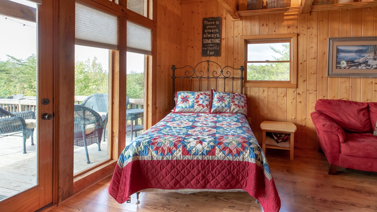 Photo of Bedroom in Elgin