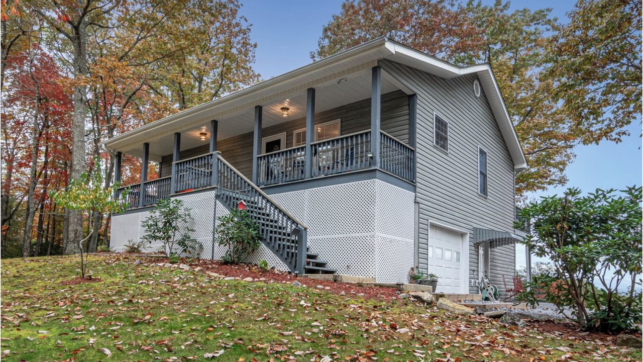 Photo of Outdoor in Hendersonville