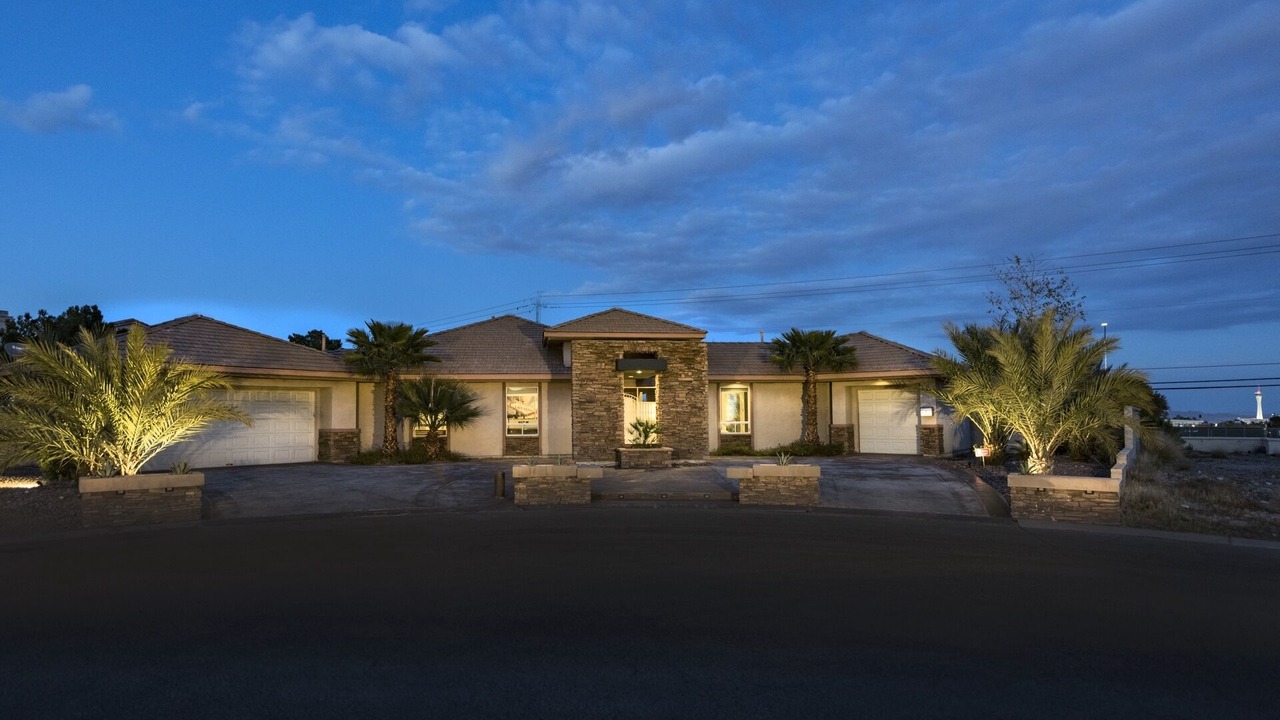 Photo of Outdoor in Canyon Gate