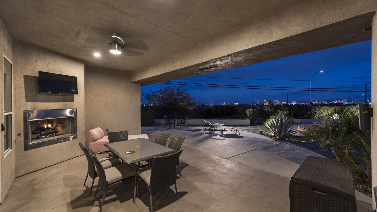 Photo of Outdoor in Canyon Gate