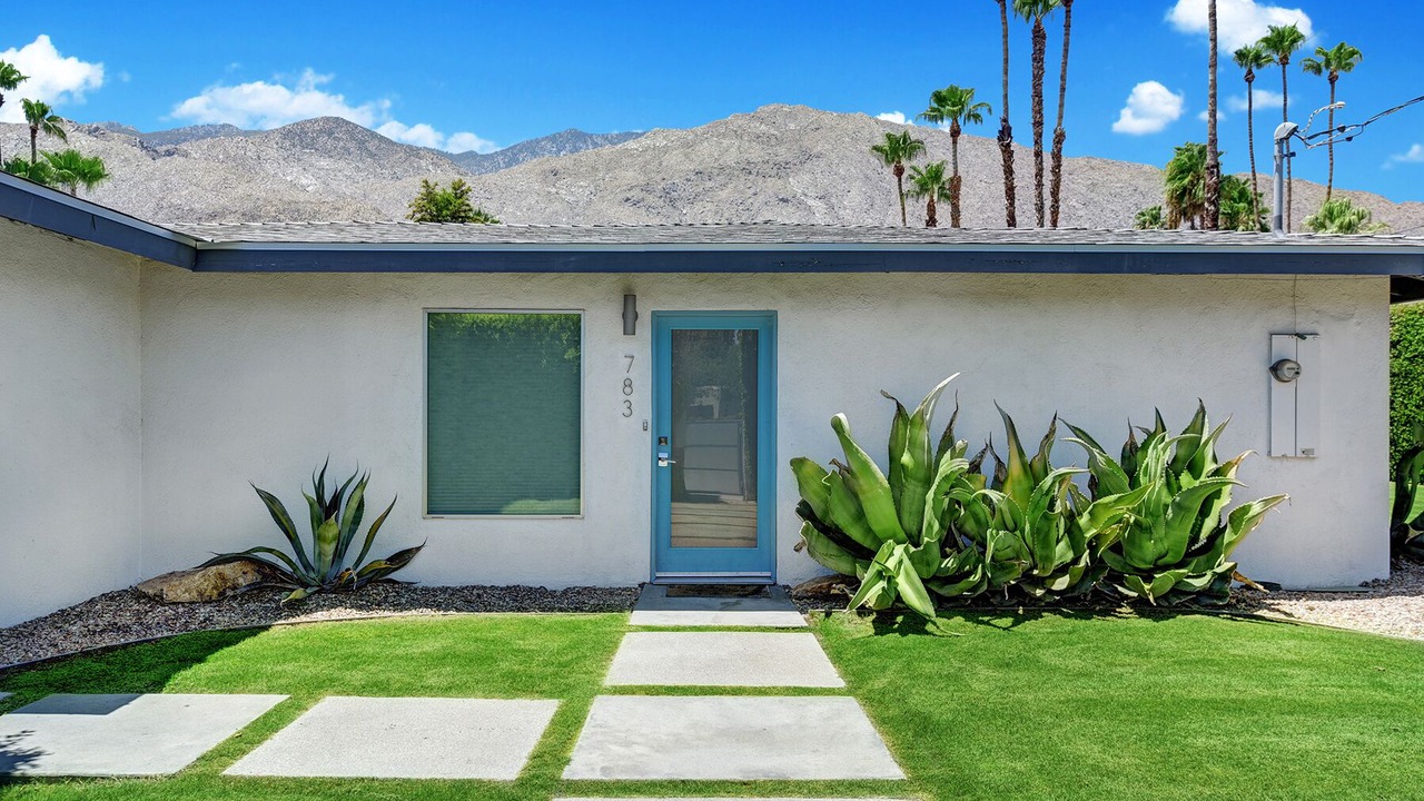 Photo of Outdoor in Tahquitz River Estates