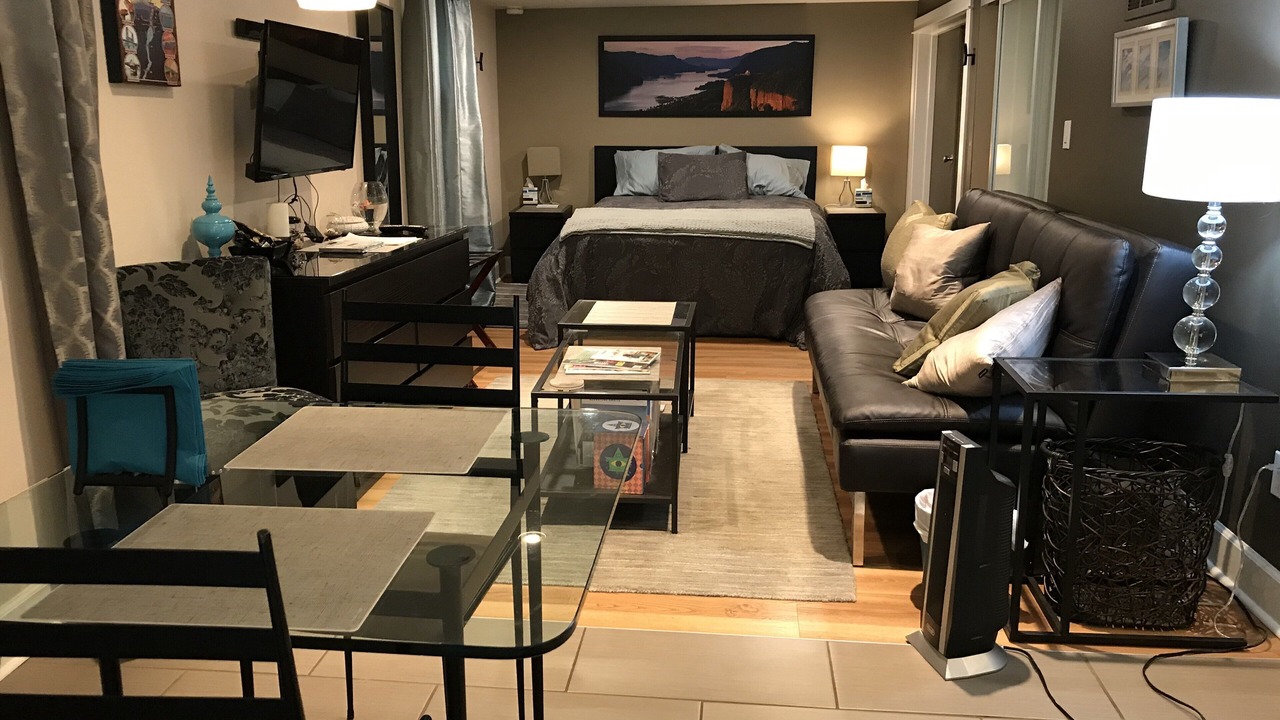 Photo of Bedroom in Belmont