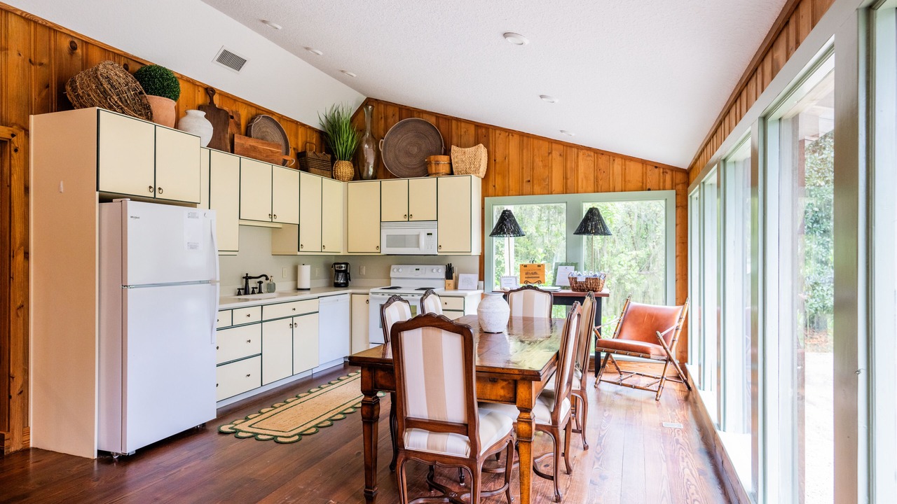 Photo of Kitchen in St. Simons Island