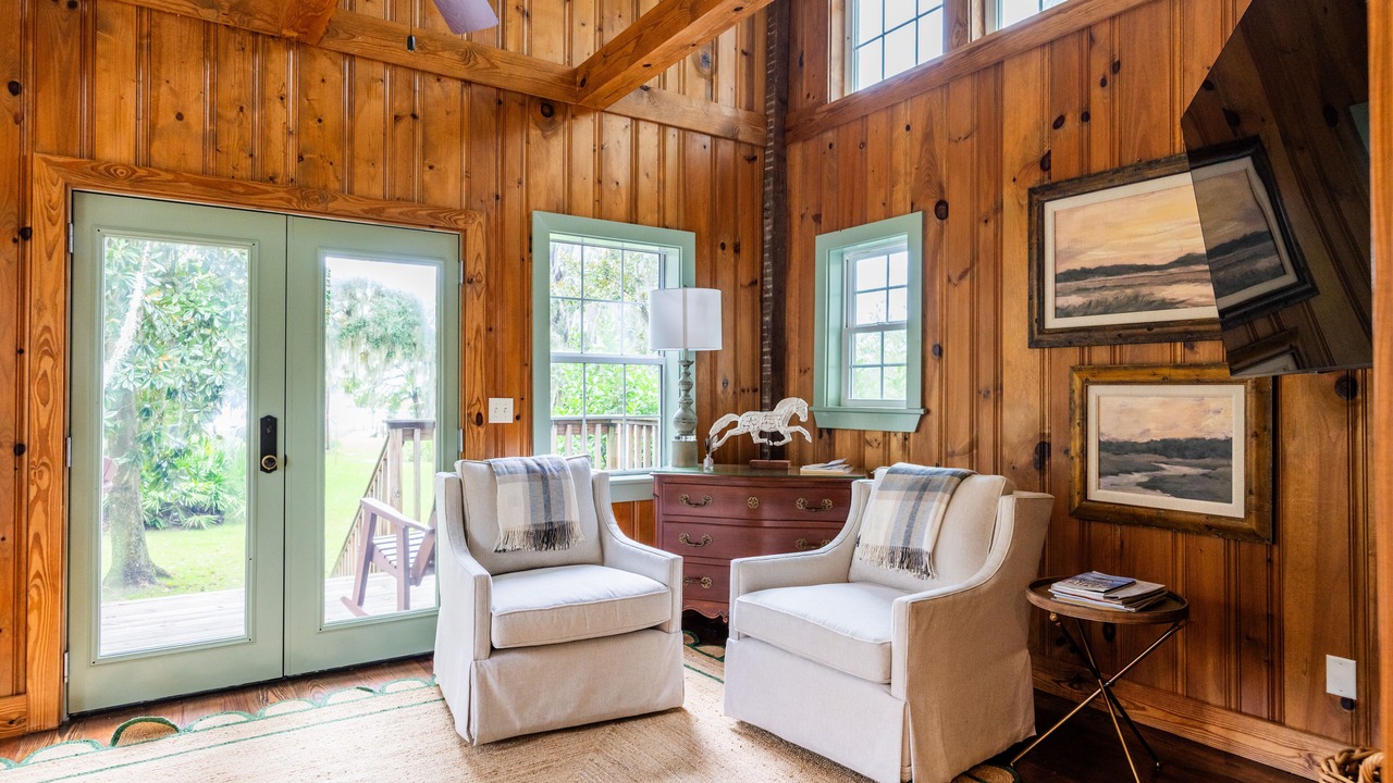 Photo of Livingroom in St. Simons Island