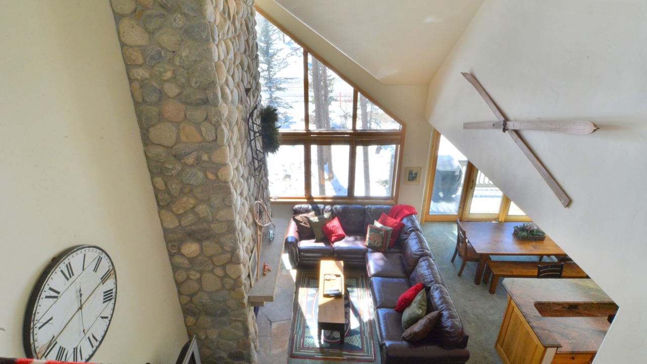 Photo of Livingroom in Mountain House