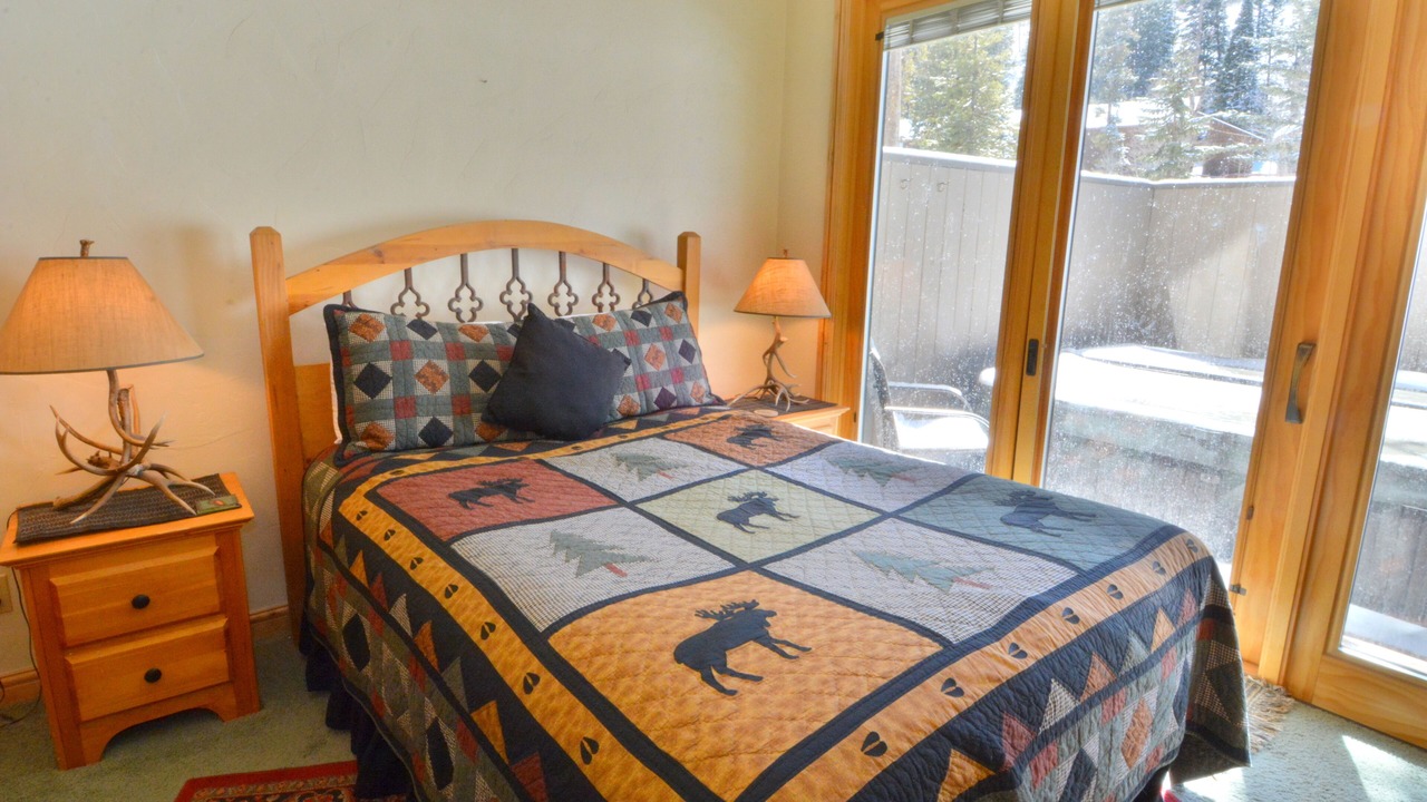 Photo of Bedroom in Mountain House