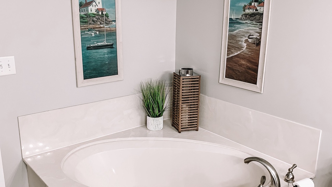 Photo of Bathroom in Saint Simons Island