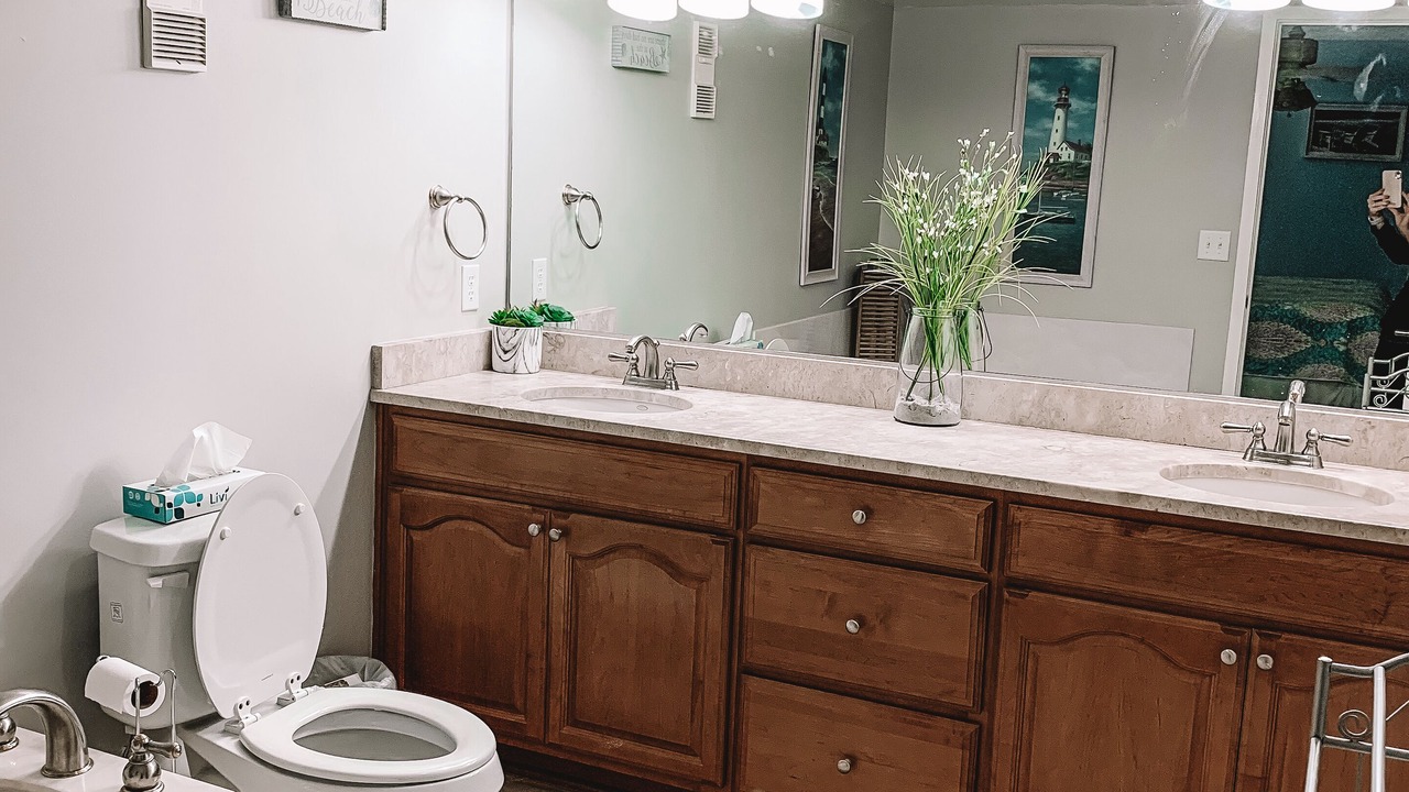 Photo of Bathroom in Saint Simons Island