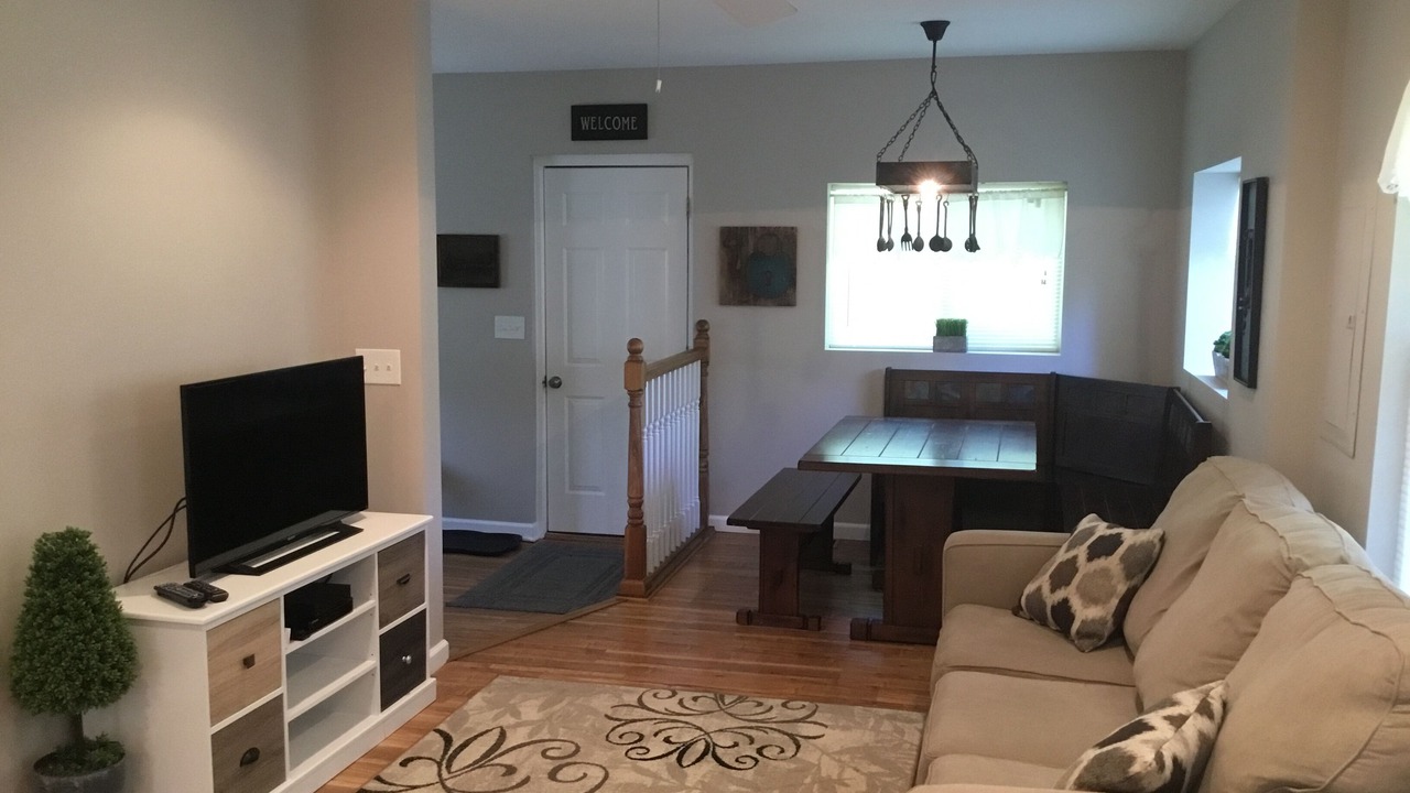 Photo of Livingroom in Geneva-on-the-Lake