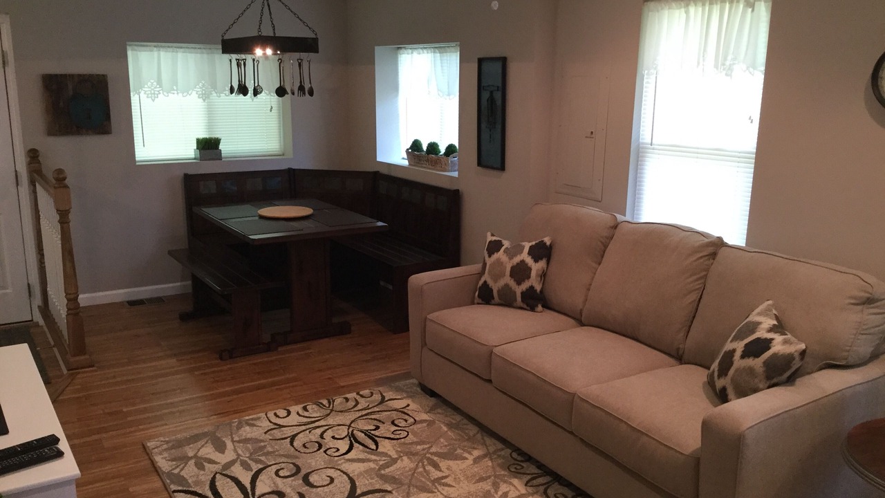 Photo of Livingroom in Geneva-on-the-Lake