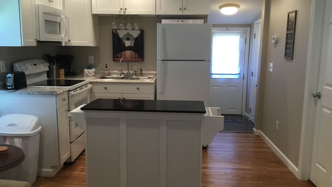 Photo of Kitchen in Geneva-on-the-Lake