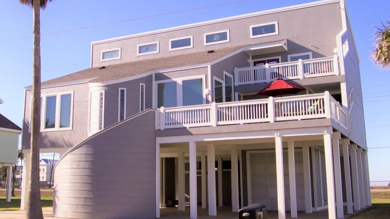 Photo of Others in Kahala Beach Estates
