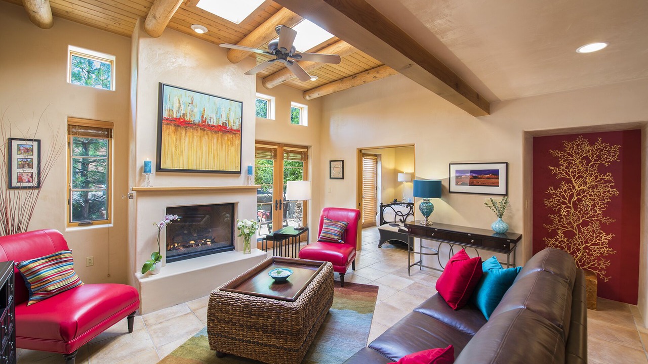 Photo of Livingroom in Downtown Santa Fe