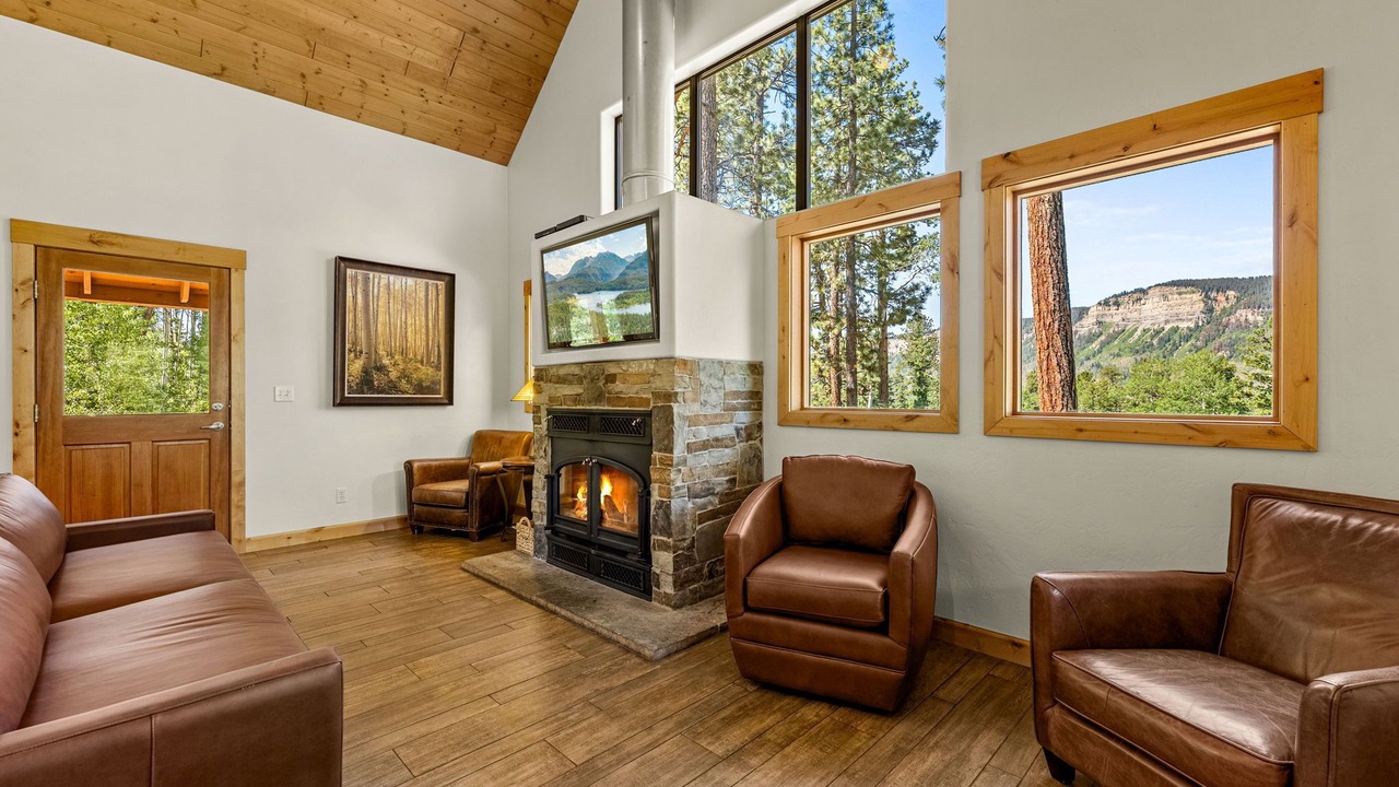 Photo of Bedroom in Columbine Lake