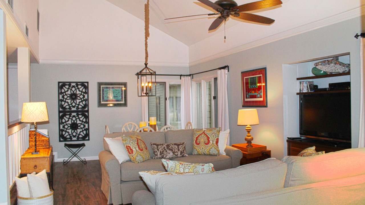 Photo of Bedroom in Palmetto Dunes